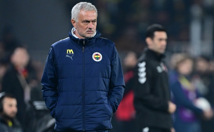 Jose Mourinho, İsmail Kartal'ın gerisinde kaldı! 1 jose mourinho ismail kartalin gerisinde kaldi nBfXOl6y