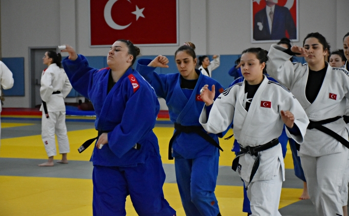 judoda avrupa mesaisi basladi eyEyMJT2