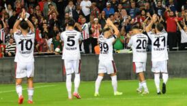 karsiyaka 19 yil sonra final gibi maca bileniyor MqmMtXPe