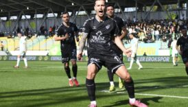 kocaelisporda 2 futbolcunun sozlesmesi uzatildi KxfhIqmY
