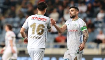 konyaspor hataysporun umutlarini 90da yok etti JzXH6bOW