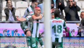 konyaspor yedek kulubesiyle uctu CLaB1Cp5