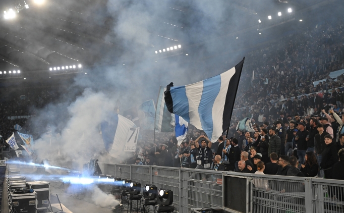 lazio roma derbisinde 13 polis yaralandi 9YQNGamM