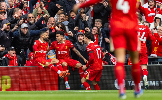 liverpool geri sayima gecti 6 hafta 6 puan DKEhf4EF