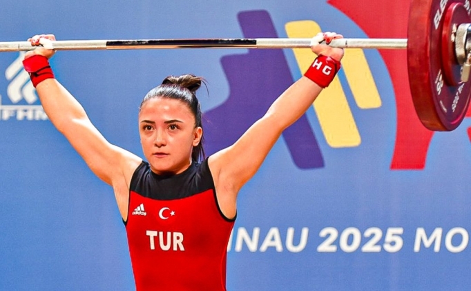 milli halterci cansu bektas ust uste 3 kez avrupa sampiyonu wtX8ryJO