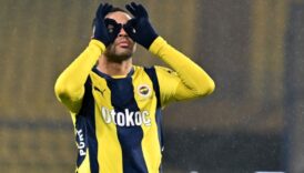 mourinhodan en nesyriye ozel talimat HYpBZrn6