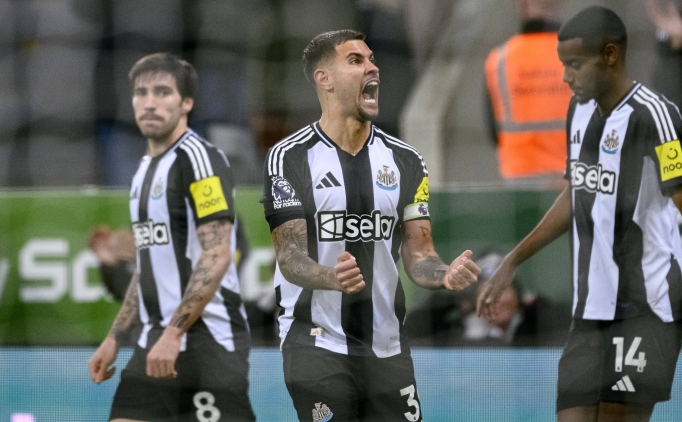 newcastle crystal palacei evinde 5ledi lWMH5AO6