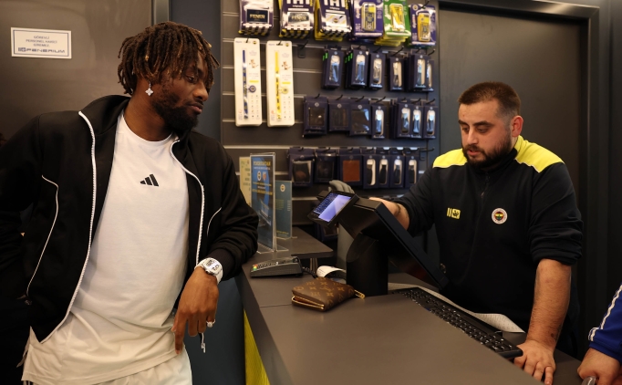 Saint-Maximin'den taraftara büyük jest 1 saint maximinden taraftara buyuk jest k8a8KUam