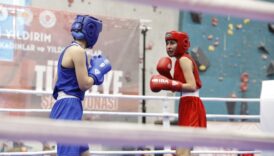 samsunda 22 yas alti kadinlar turkiye boks sampiyonasi suruyor R66FG2Ku