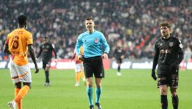 samsunspordan hakem tepkisi IGHmVgjF