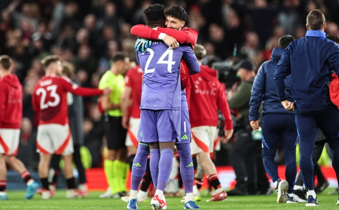 tarihi macta manchester united lyonu yikarak yari finale yukseldi SYFBm79d