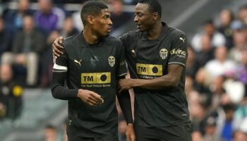 valencianin ligde sirti yere gelmiyor DuSBPOyv