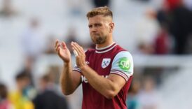 west hamda 10 futbolcuyla ayrilik karari ypgKOIlA