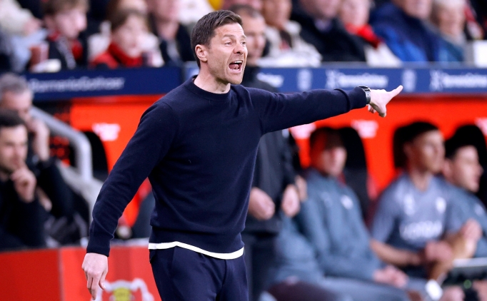 xabi alonso icin 20 milyon euro VWPAZAWV