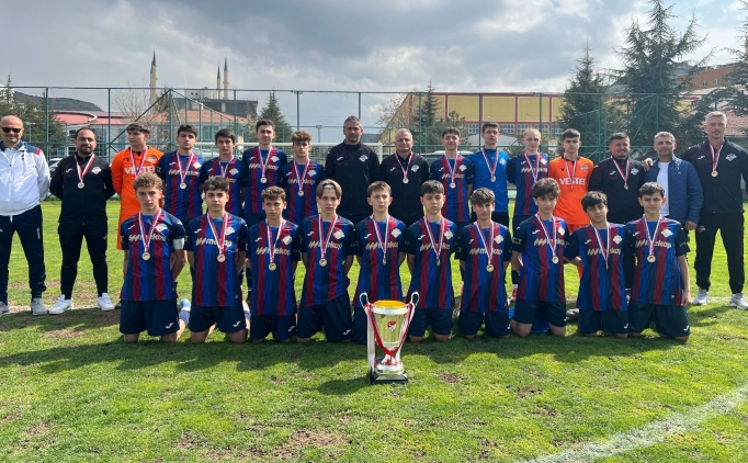 1461 trabzon fk 14 yas alti takimi turkiye sampiyonu oldu 5S1fO4OC