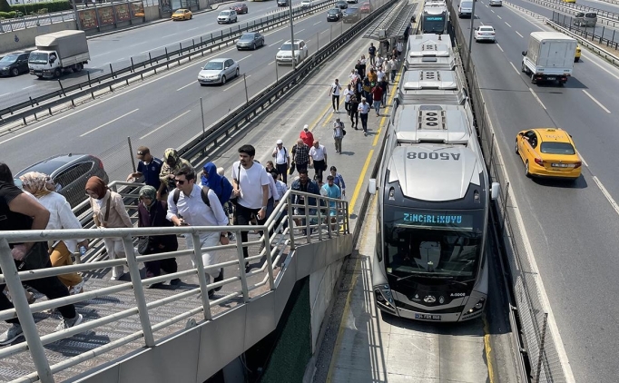 15 Temmuz'da köprüler ücretsiz mi? 2025 1 15 temmuzda kopruler ucretsiz mi 2025 55KRP7AL