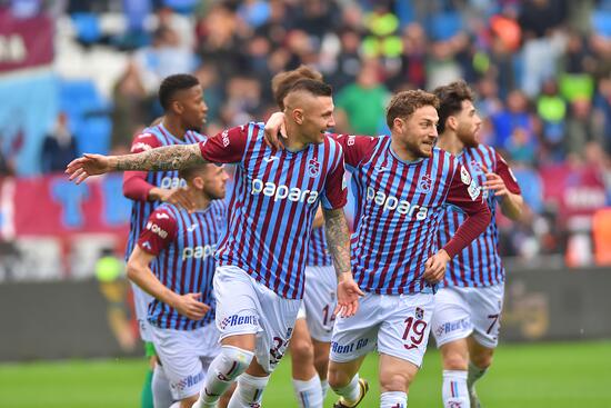 4 3luk macta kazanan trabzonspor ligde seriye bagladi 0 8NOsqdy1