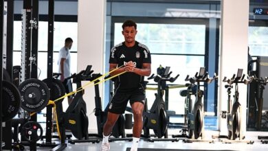 besiktas gunun ikinci antrenmaninda salonda calisti sEBVhp3x