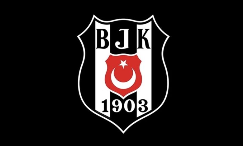 Beşiktaş Kadın Futbol Takımı 8 oyuncusuyla nikah tazeledi! 1 besiktas kadin futbol takimi 8 oyuncusuyla nikah tazeledi 5t4gLxyc