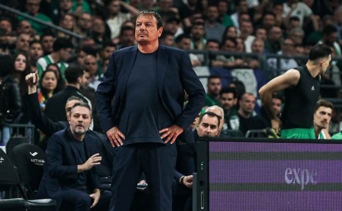 ergin ataman yuzume gulup arkamdan farkli davranandan nefret ederim DUcPK4sM