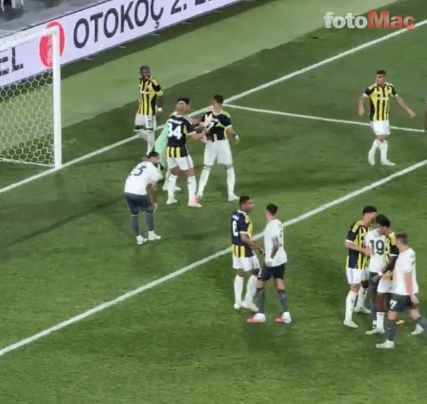 fenerbahce haberleri kadikoyde gergin anlar en nesyri ve fred 2 5f3rWLnJ