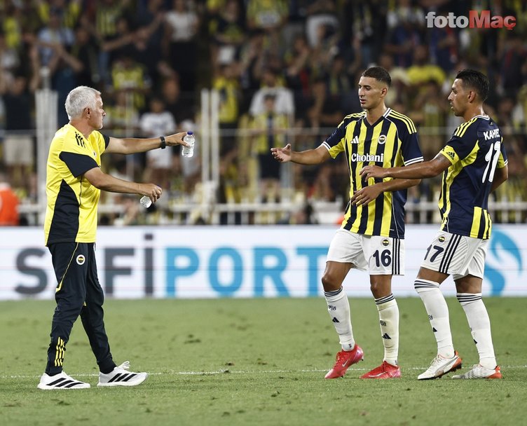 fenerbahce haberleri kadikoyde gergin anlar en nesyri ve fred 3 BJYmctK5