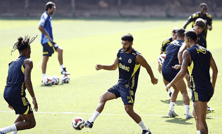 Fenerbahçe'de yeni sezon hazırlıkları devam etti 1 fenerbahcede yeni sezon hazirliklari devam etti ZjPlhWuL