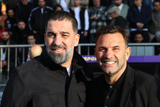 galatasaray eyupspor engelini bes golle gecti 1 ZjTYERyV