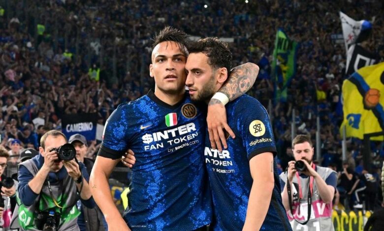 hakan calhanoglu ve lautaro martinezden dostluk pozu interde gerilim sona erdi ElVvfwh4