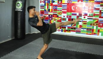 milli muaythai sporcusu muhammed bilal okayin gozu dunya sampiyonlugunda ShXhF8TA