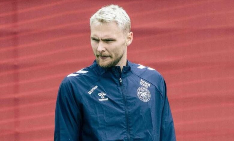 nelsson bombasi xdCuuJMW