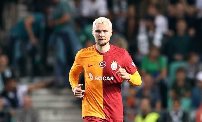 nelsson comoya PxiuwF7a