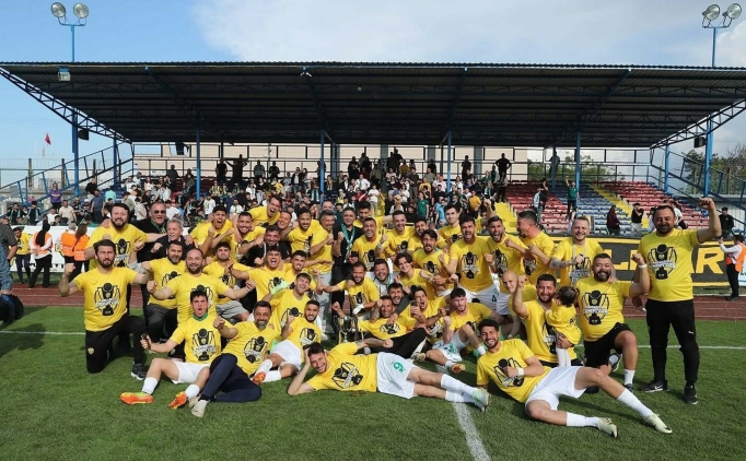 profesyonel liglerde 11 namaglup sampiyon aliaga futbol oldu Il1nUiBF