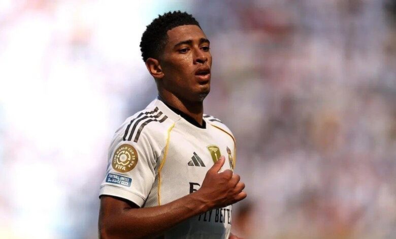 Real Madrid'de omzundan ameliyat edilen Jude Bellingham 3 ay forma giyemeyecek 1 real madridde omzundan ameliyat edilen jude bellingham 3 ay forma giyemeyecek v2PFI4YC