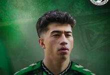sakaryaspor dogukan tuzcu ile sozlesme imzaladi MDHEwAXa