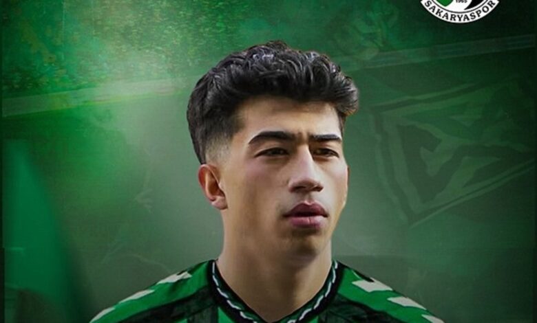 Sakaryaspor Doğukan Tuzcu ile sözleşme imzaladı 1 sakaryaspor dogukan tuzcu ile sozlesme imzaladi MDHEwAXa