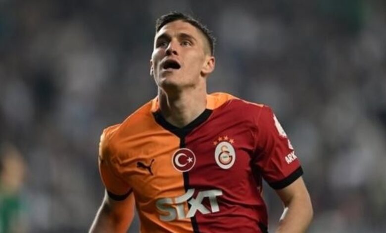 sallai her yerde forma giyerim 2zxlNHV9