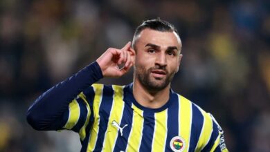 serdar dursun esinin dogumunda bayildi yx9P3sNA