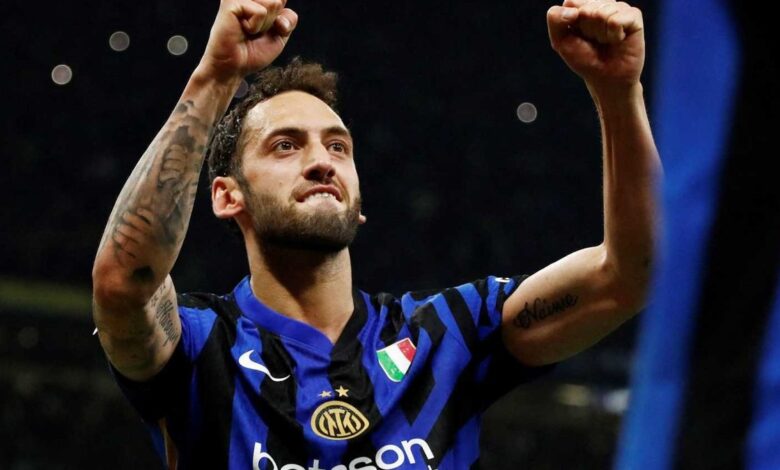 transfer haberi fenerbahceden hakan calhanoglu hamlesi ilk gorusme gerceklesti KJ2PA7PG