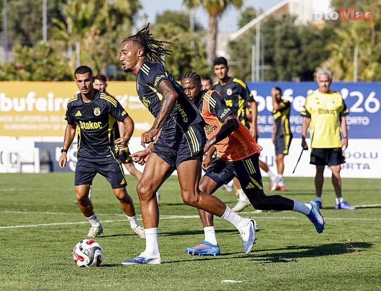 transfer haberi fenerbahceden italyan eldivene kanca livakovicin yerine gelecek 2 4WvTdX9m