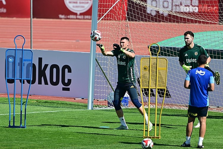 transfer haberi fenerbahceden italyan eldivene kanca livakovicin yerine gelecek 3