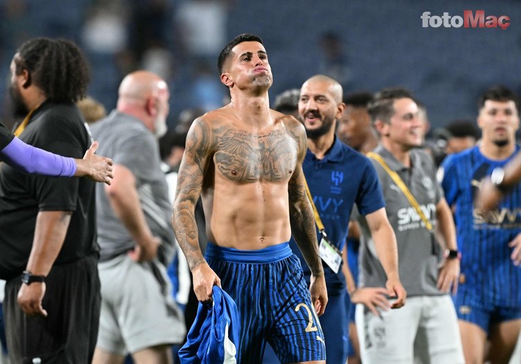 transfer haberi fenerbahceden sag bek surprizi menajerler araciligiyla onerildi 5 mGWM73lD