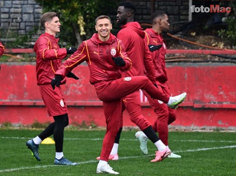 transfer haberi galatasarayda flas ayrilik karari menajeri gorusmeye cagrildi 0