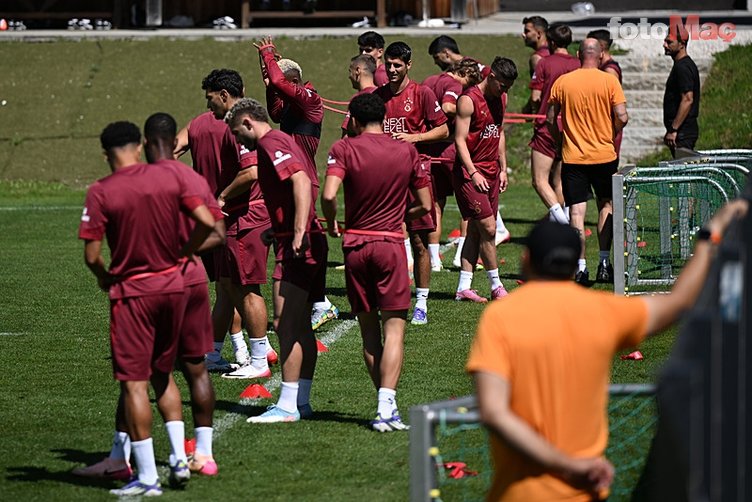 transfer haberi galatasaraydan 10 numara harekati mertensin yerine gelecek 0 me25zZD8