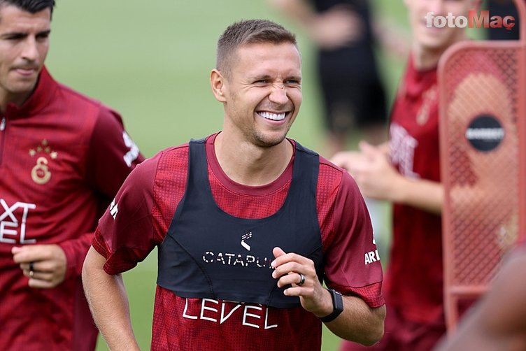 transfer haberleri galatasarayda frankowski paris yolcusu 1 k3ZnsdSg