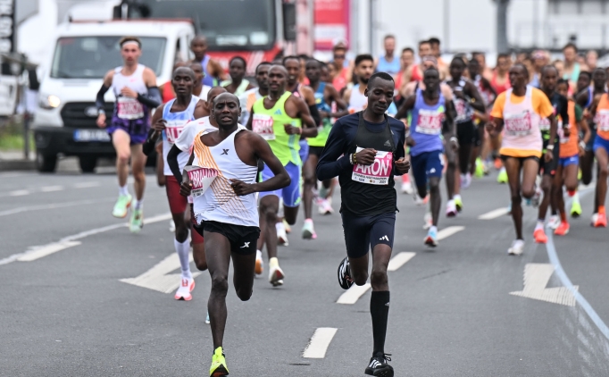 turkiye is bankasi 20 istanbul yari maratonu kosuldu Sb3TayRP