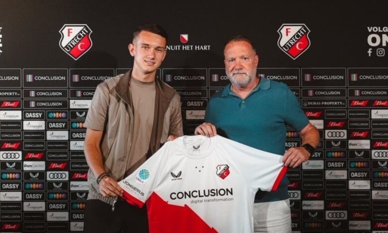 Wesley Sneijder'in oğlu Jessey Utrecht'e imzayı attı! 1 wesley sneijderin oglu jessey utrechte imzayi atti 4WRdsRim