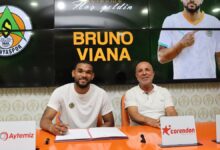 corendon alanyasporda 4 imza birden vsbDbElk