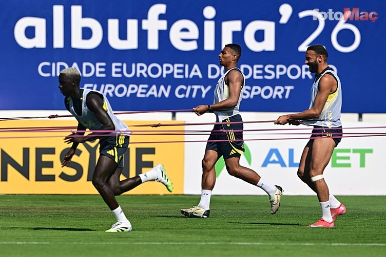 fenerbahcede yildiz isim transfer teklifini reddetti 0 YEpUTqrD