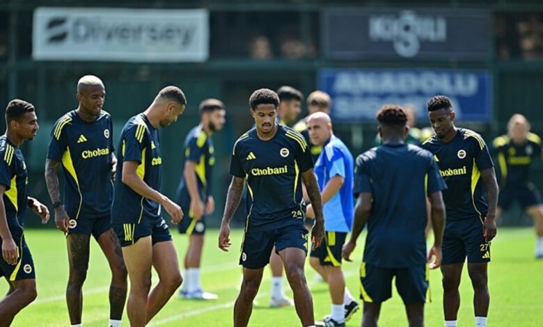 Fenerbahçe'nin Feyenoord maçı kadrosunu açıkladı! 1 fenerbahcenin feyenoord maci kadrosunu acikladi 67hCcZUd